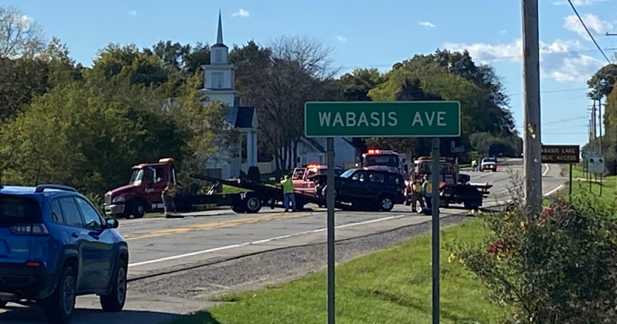 One dead after crash in Oakfield Township