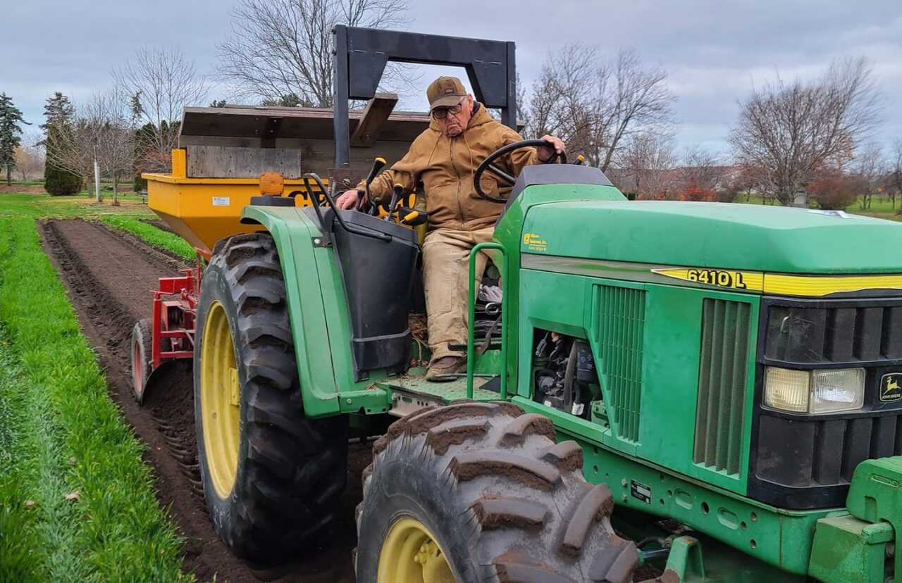Vernon Veldheer farming tulips on his family's farm