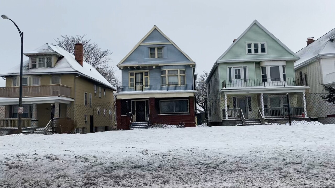 EXPRESSWAY HOUSES .jpg