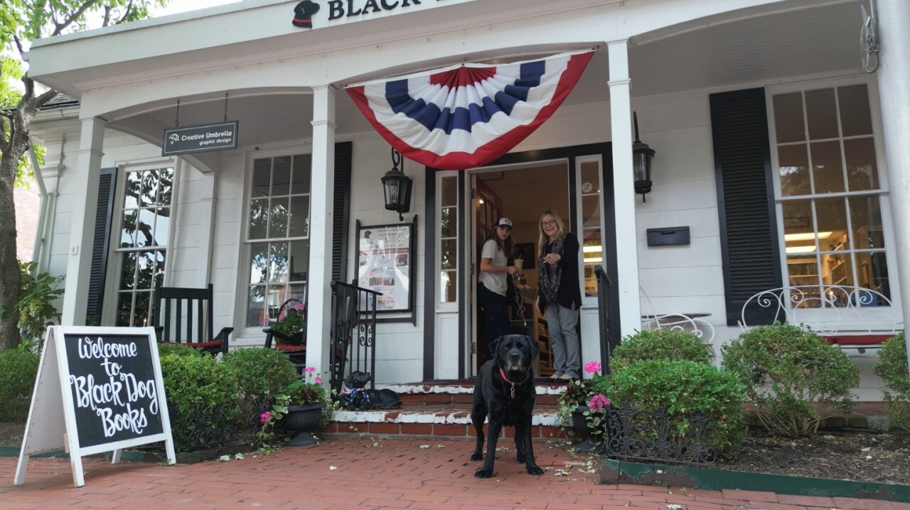 Black Dog Books in Zionsville