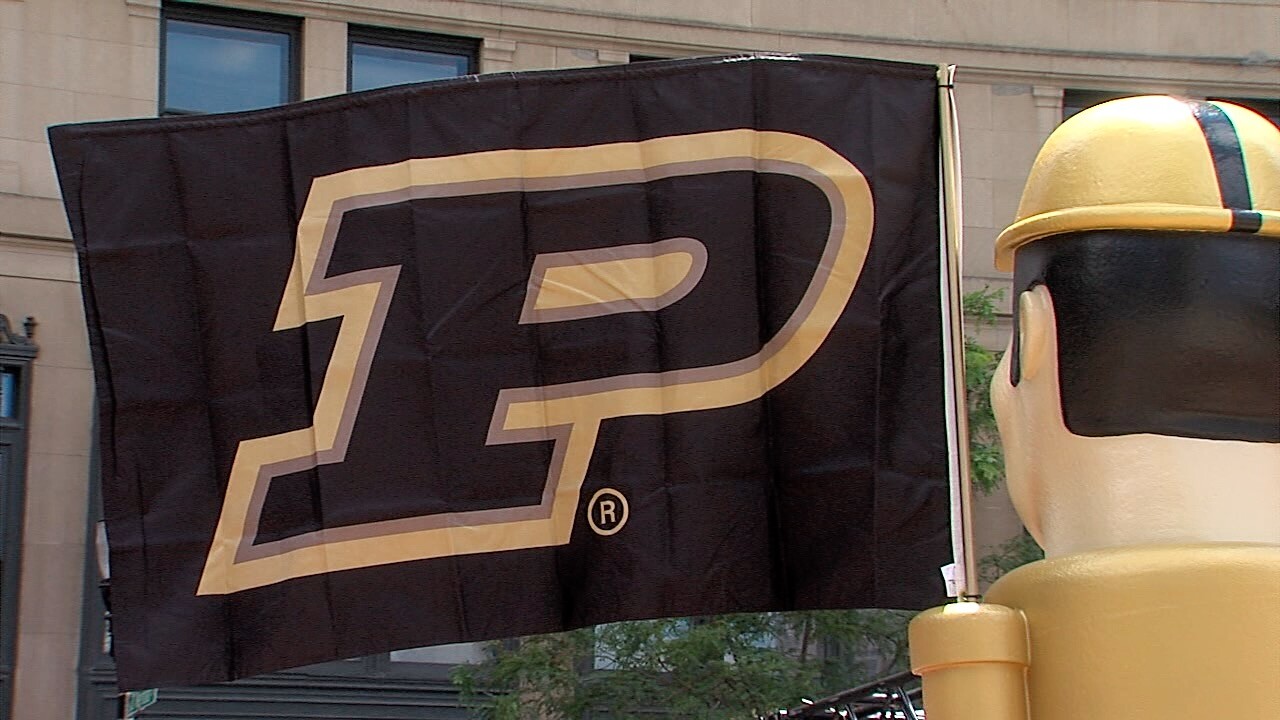 purdue university monument circle.jpg