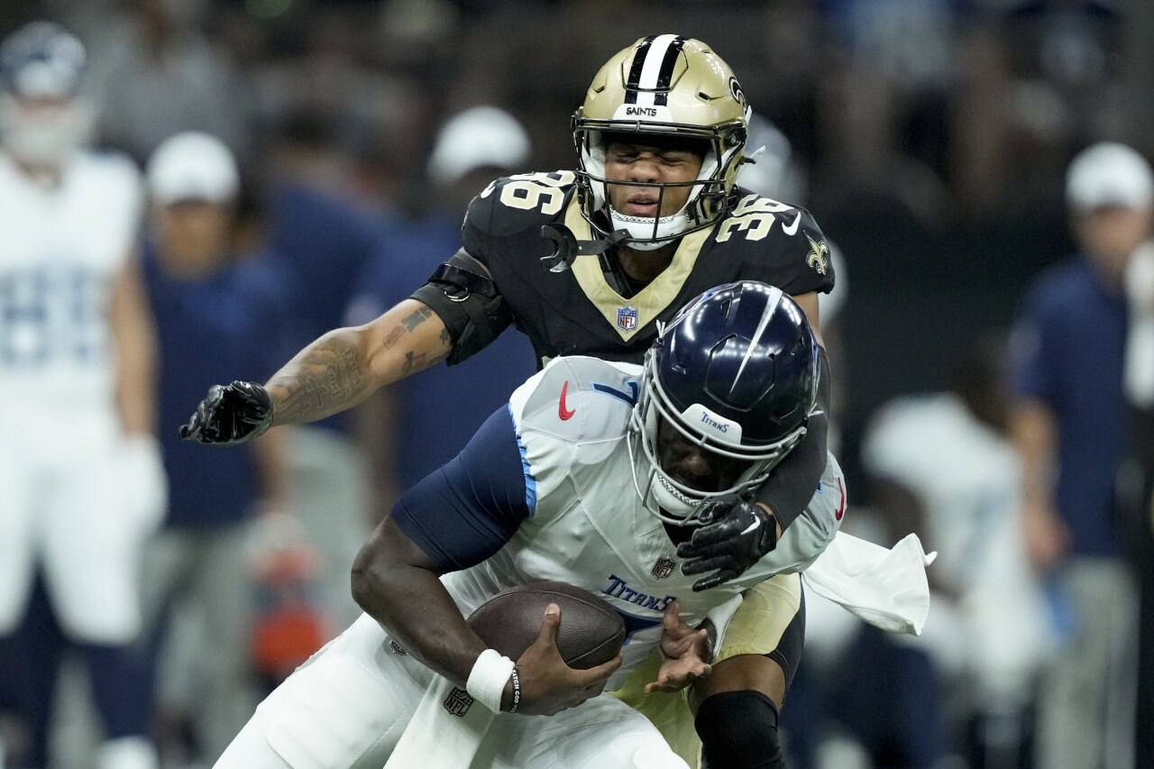 Titans Saints Football