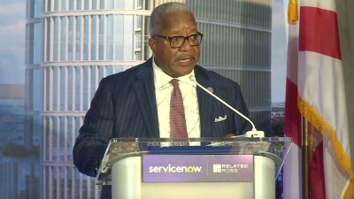 West Palm Beach Mayor Keith James on Sept. 16, 2025, announces that the artificial intelligence company ServiceNow is expanding its operations at 10 CityPlace. 