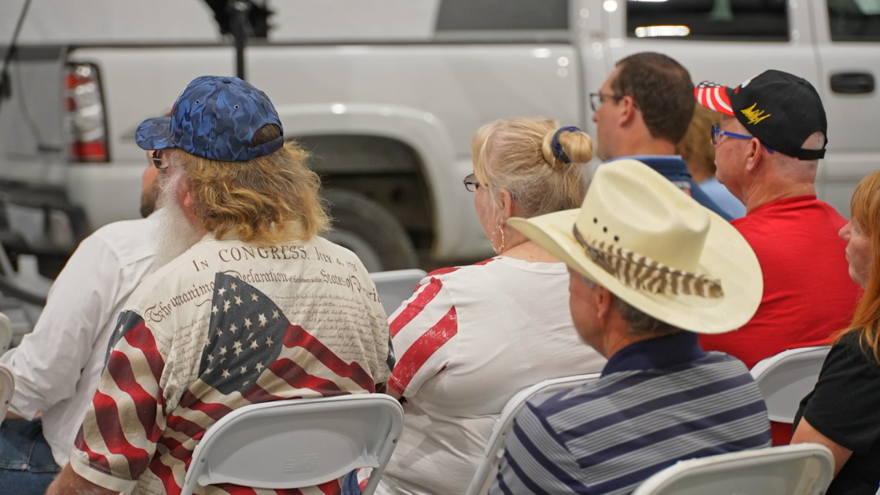 Zinke and House Speaker Johnson rally