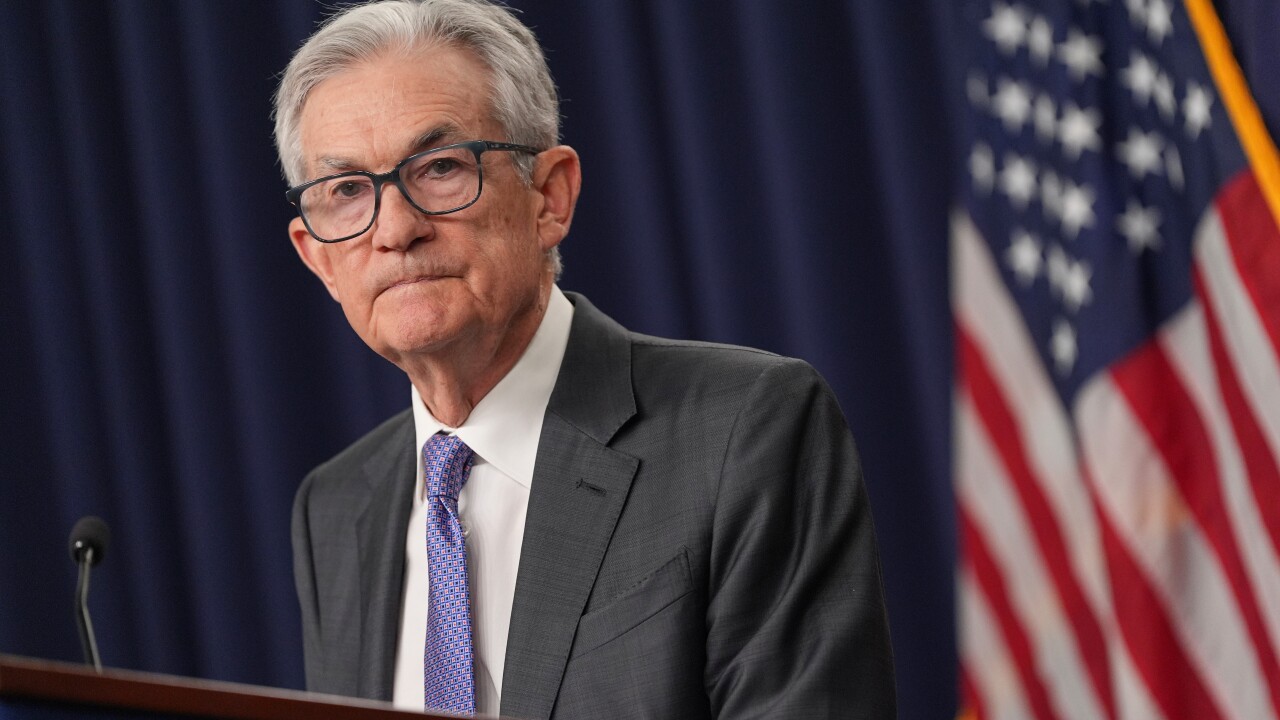 Federal Reserve Powell Cook