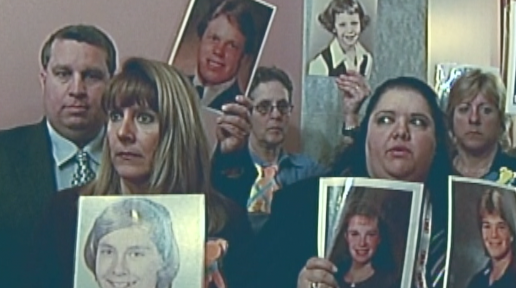 Victims of clergy abuse line the hallways of the Ohio Statehouse in late March 2006, asking lawmakers to pass statute of limitations reform.