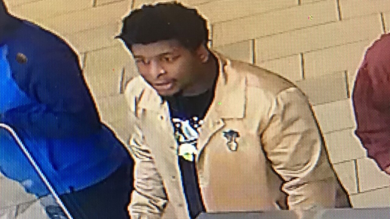 CHAOS AT ARUNDEL MILLS: Police search for suspect after gun fired in CHAOS AT ARUNDEL MILLS: Police search for suspect after gun fired in