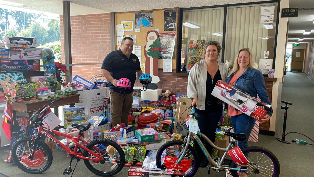 SLO Elks Lodge Donates More Than 400 Toys To Salvation Army slo-elks-lodge-donates-more-than-400-toys-to-salvation-army