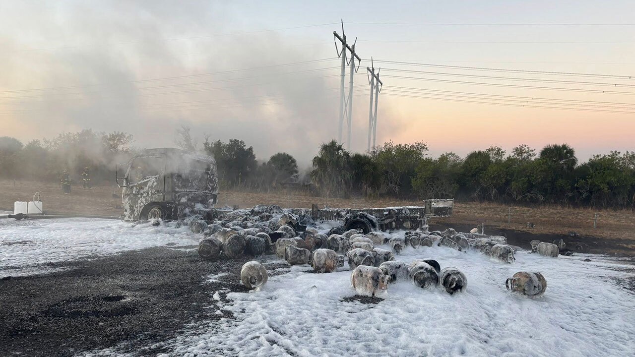 Truck fire Turnpike Jan. 7, 2026