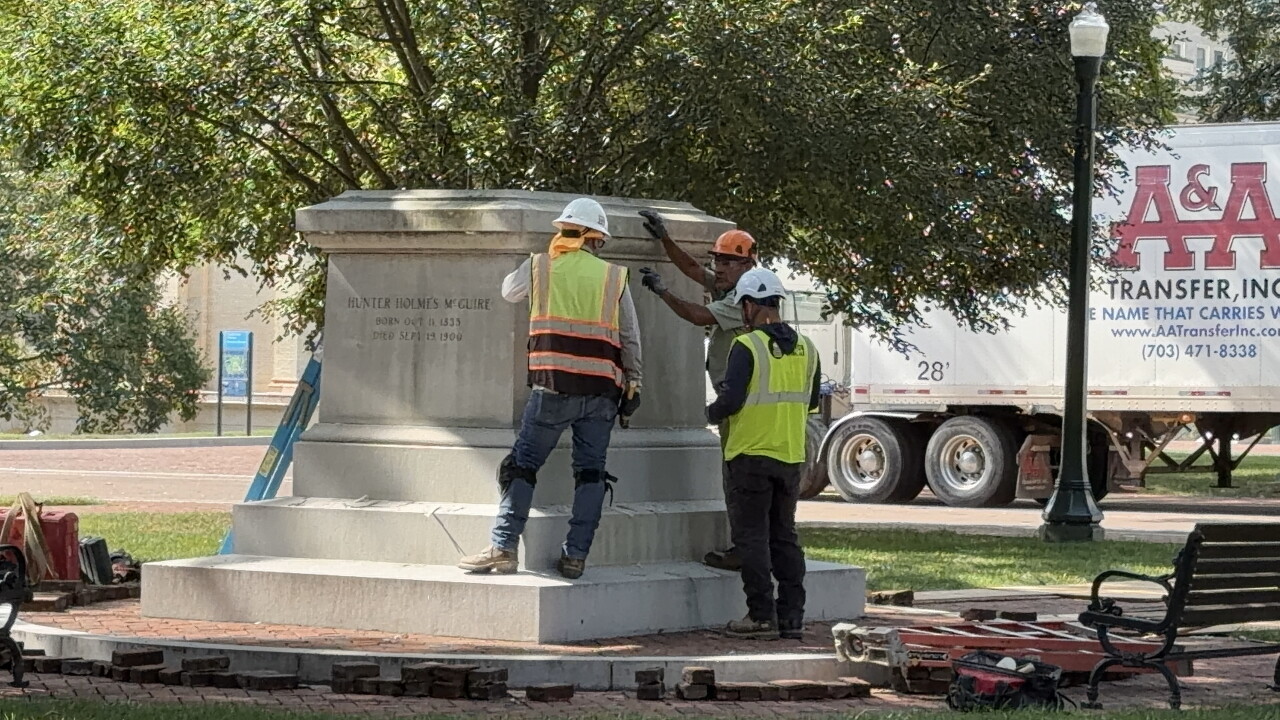 Crews begin removing Confederate statues from Capitol Square in Richmond