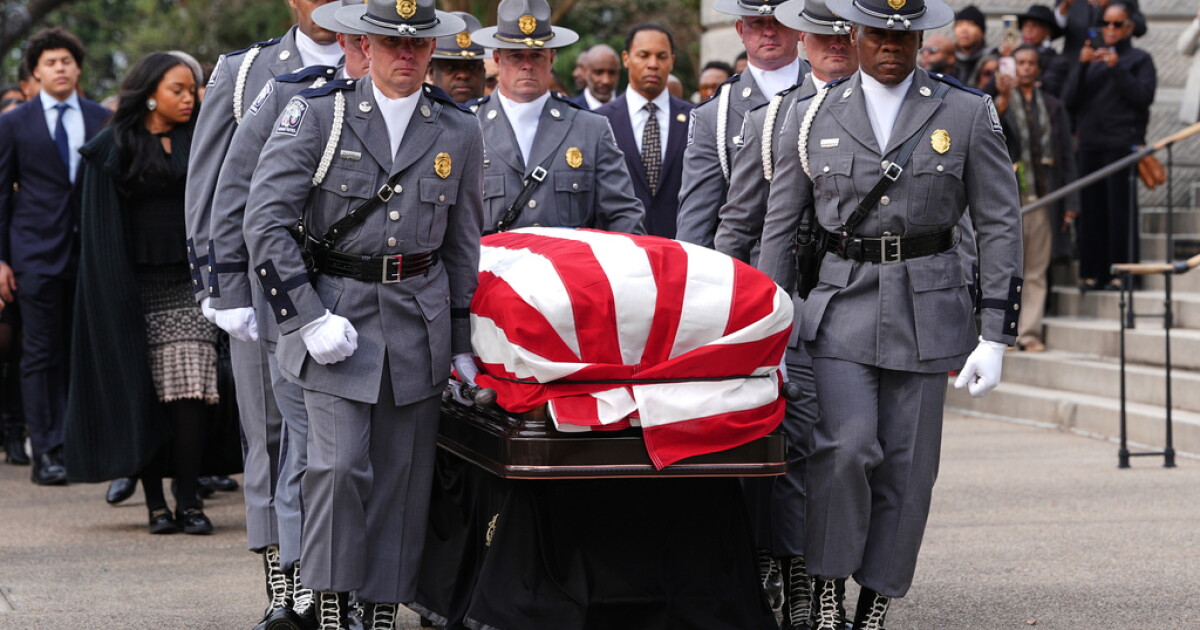 Rev. Jesse Jackson returns home to South Carolina to lie in state