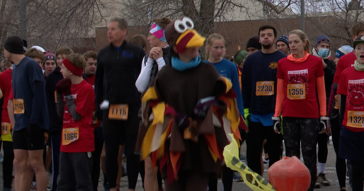 Thousands show up for return of Huffing for Stuffing Race