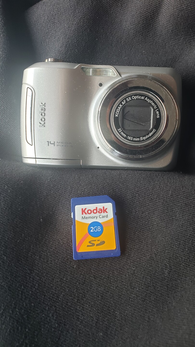 the camera and memory card.jpg