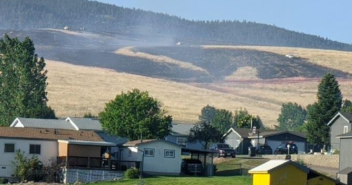 Wildland fires west of Missoula fully contained
