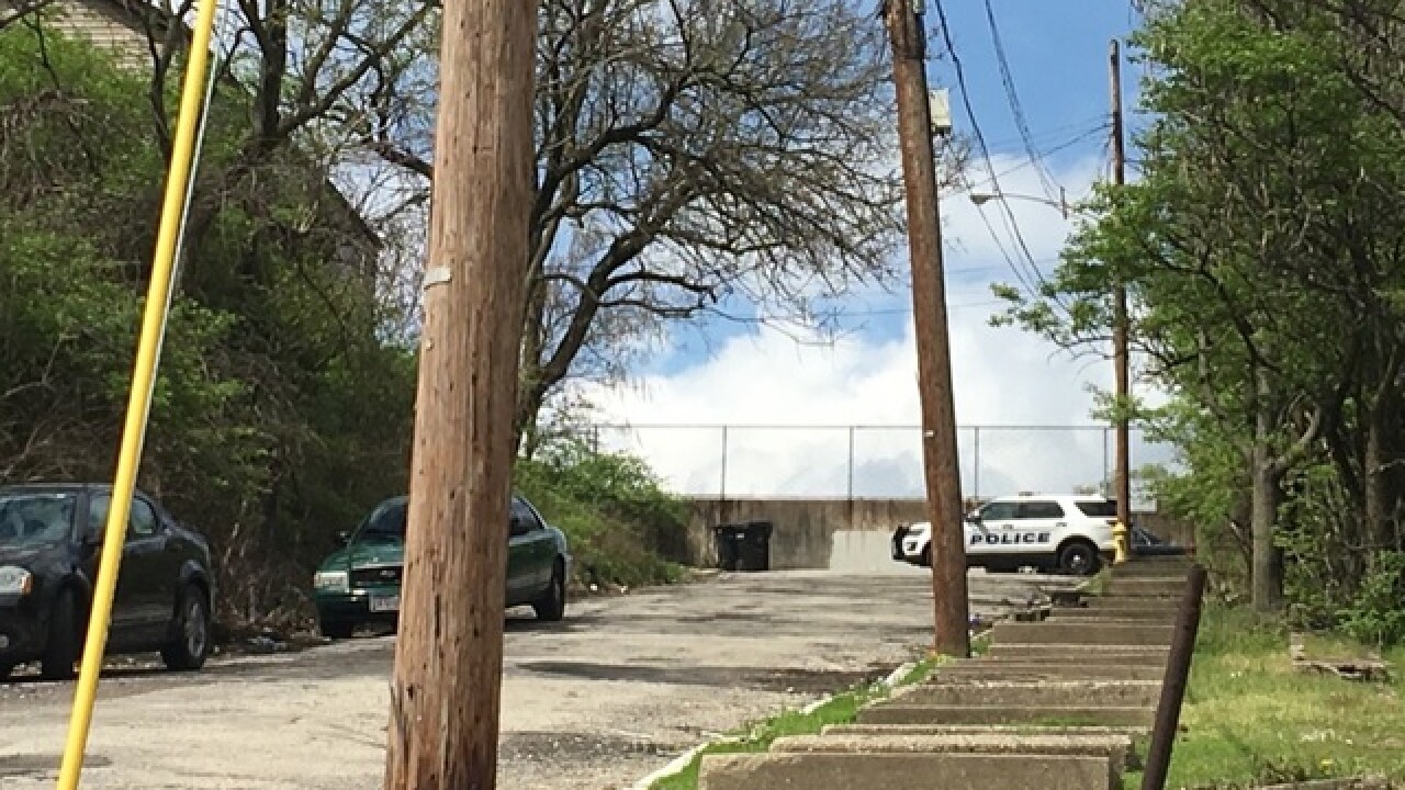 Driver Tried To Run Over Officers In Walnut Hills Cincinnati Police Spokesman Says