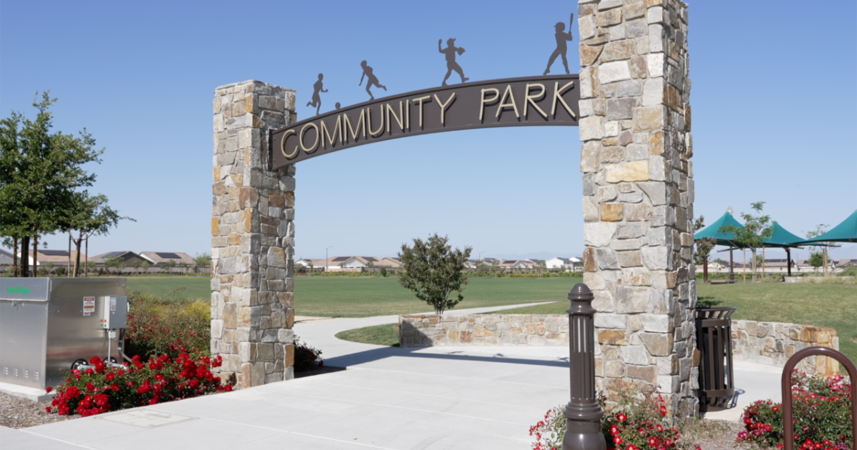 Public meeting meets public park: Shafter City Council to be held outside - Vimarsana News