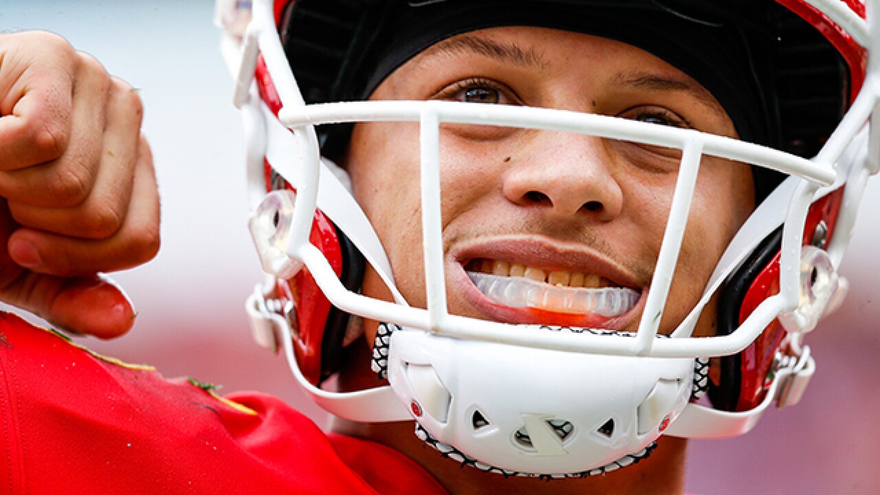 Chiefs QB Patrick Mahomes continues to ace leadership tests