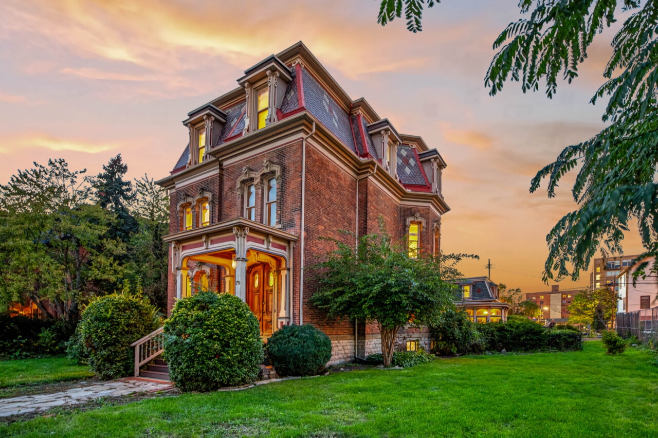 Hudson-Evans House 79 Alfred - 34.jpg