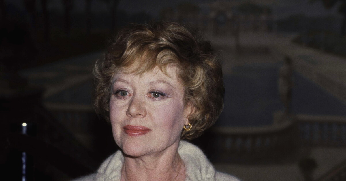 Glynis Johns, 'Mary Poppins' star dies at 100 - Vimarsana News