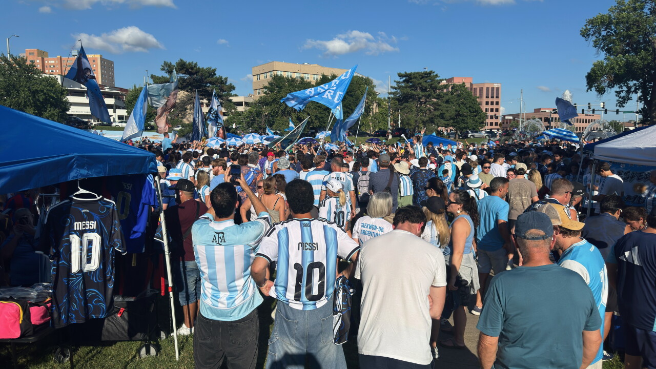 Argentina fans at banderazo.jpeg