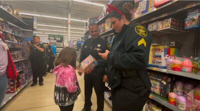 Chesapeake deputies and police officers accompany kids on a Christmas shopping spree