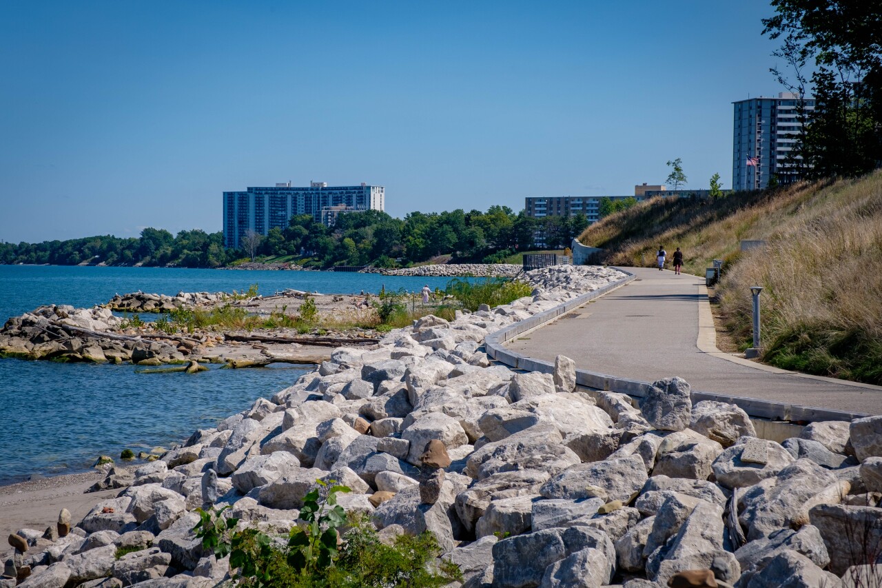 Sims Park Lakefront Trail 1.jpg