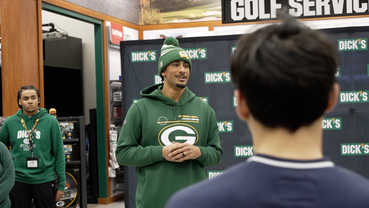 Packers quarterback Jordan Love hosts surprise shopping spree for local youth