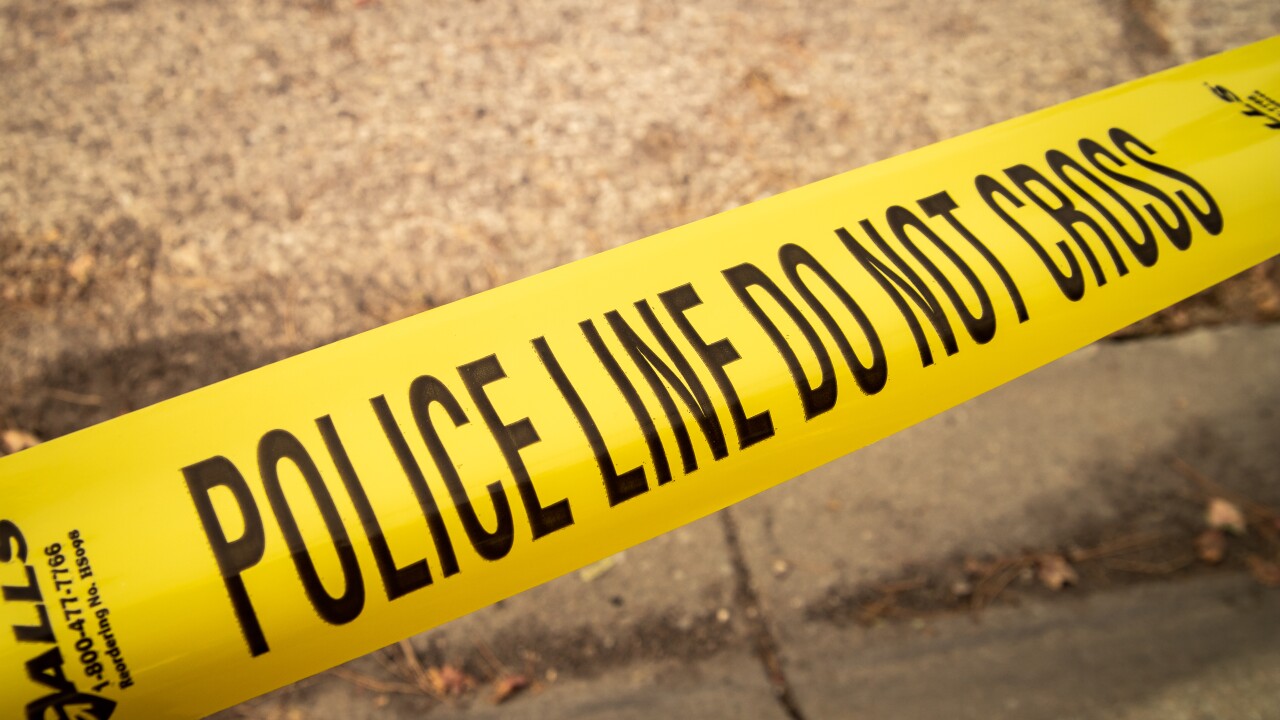 Man arrested after firing multiple shots at cars, homes in Edgewater, police say