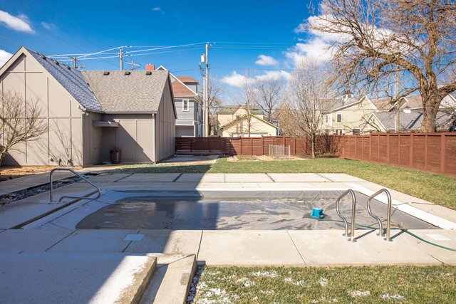 HOME TOUR: Amazing contemporary in Herron Morton for $850,000