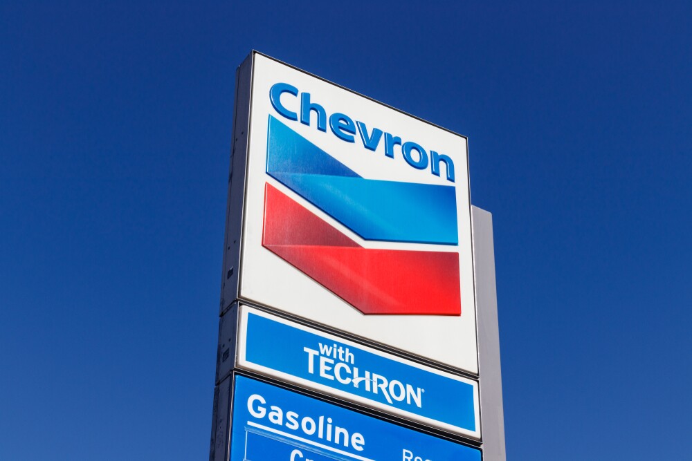 Las,Vegas,-,Circa,June,2019:,Chevron,Retail,Gas,Station.