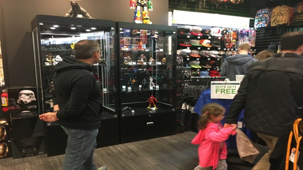 PHOTOS: ThinkGeek Castleton Grand Opening