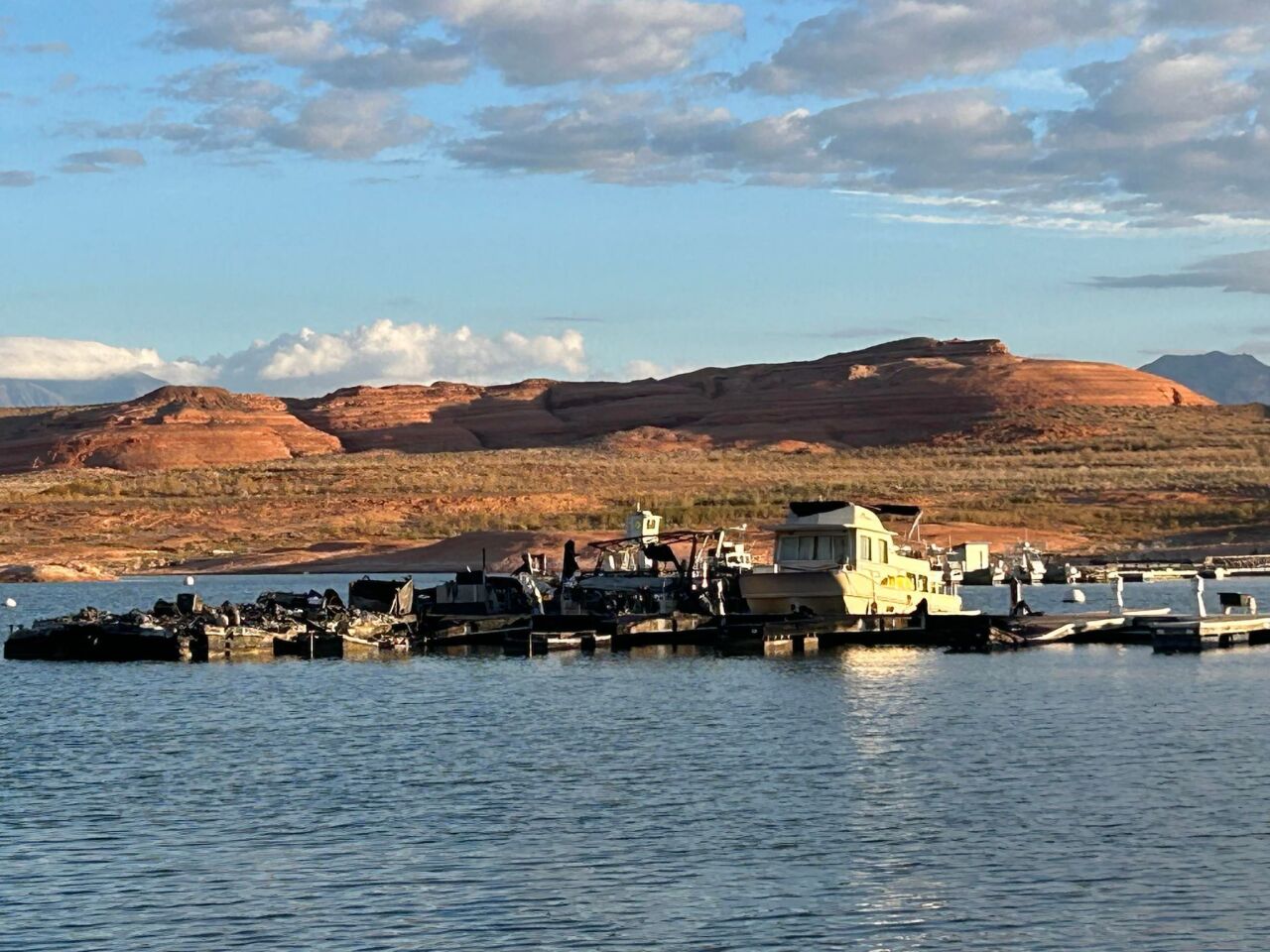 1027 LAKE POWELL BOAT FIRE 2.jpg