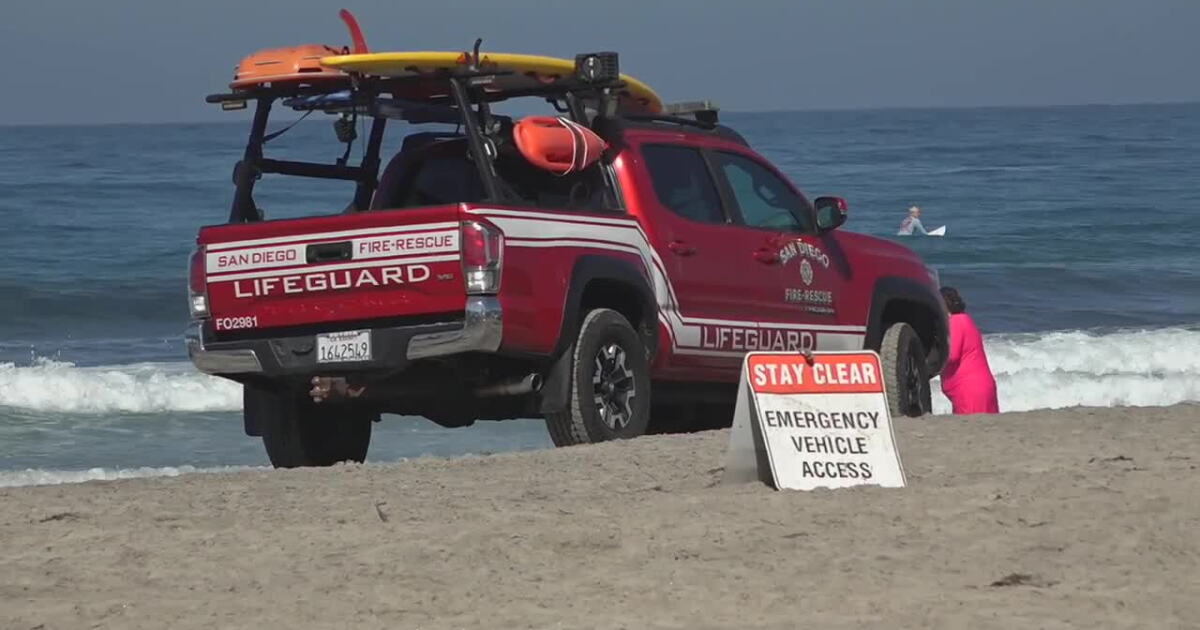 Lifeguards remind beachgoers of safety as high heat moves into San Diego County