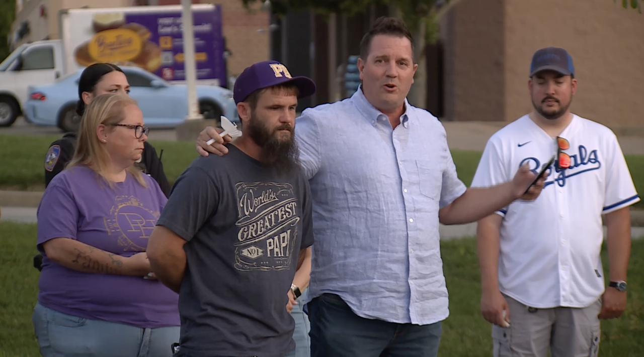 Pleasant Hill Vigil for Price Chopper shooting