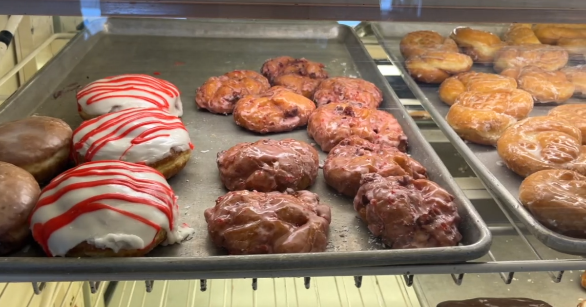 Miami Heights' Regina Bakery prepares for busy season