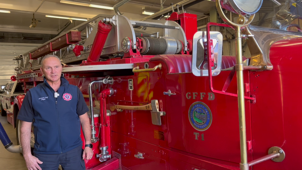 Great Falls Fire Rescue welcomes home vintage fire truck