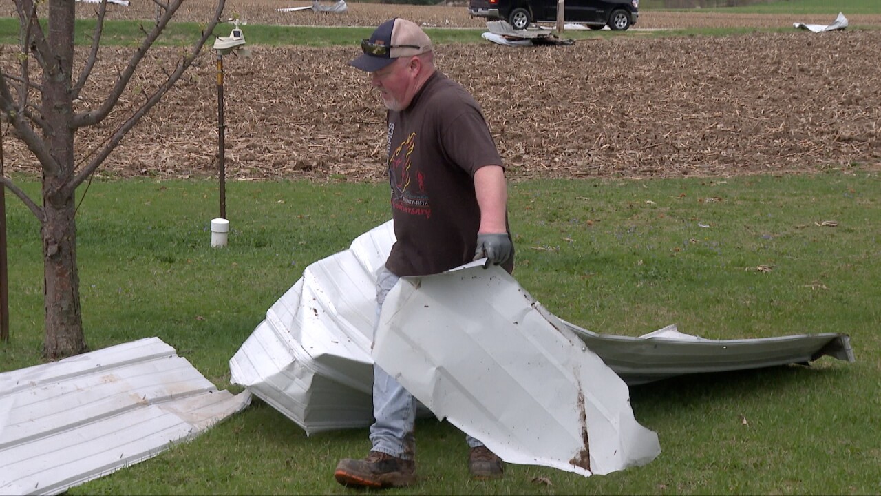 east troy tornado 7.jpg