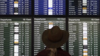 United, Hawaii Airlines offer COVID-19 testing in California for Hawaii-bound passengers