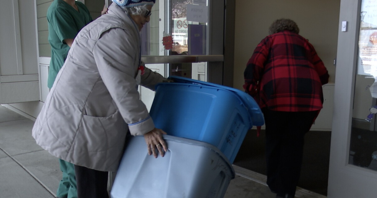 Volunteers bring Christmas store to residents of Butte veterans home - Vimarsana News