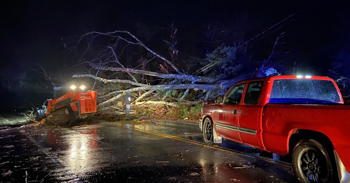 Widespread damage in Middle Tennessee following severe storms
