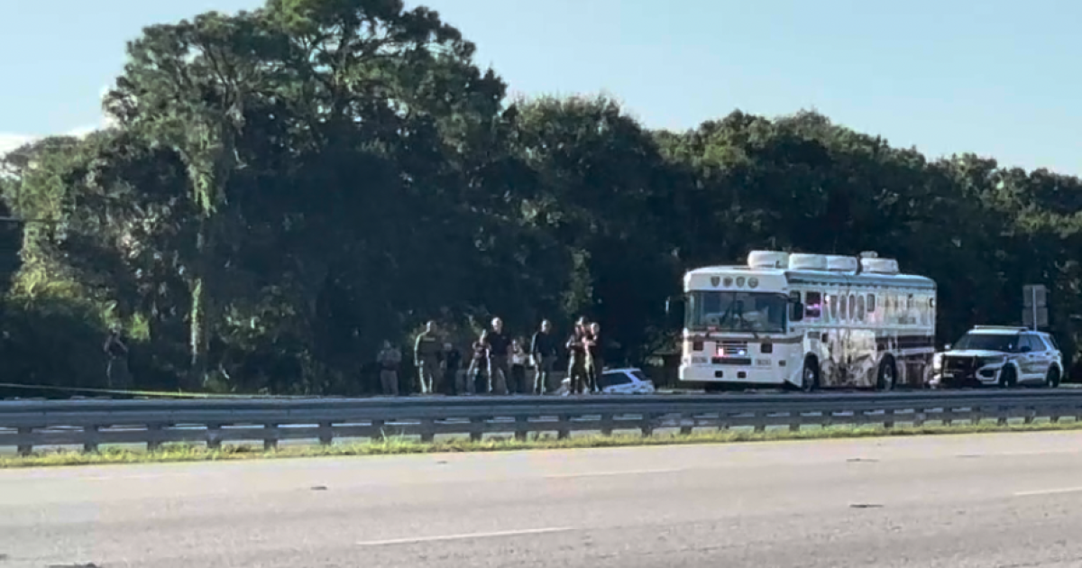 I 95 Riot Homicide suspect dead after armed standoff on I-95