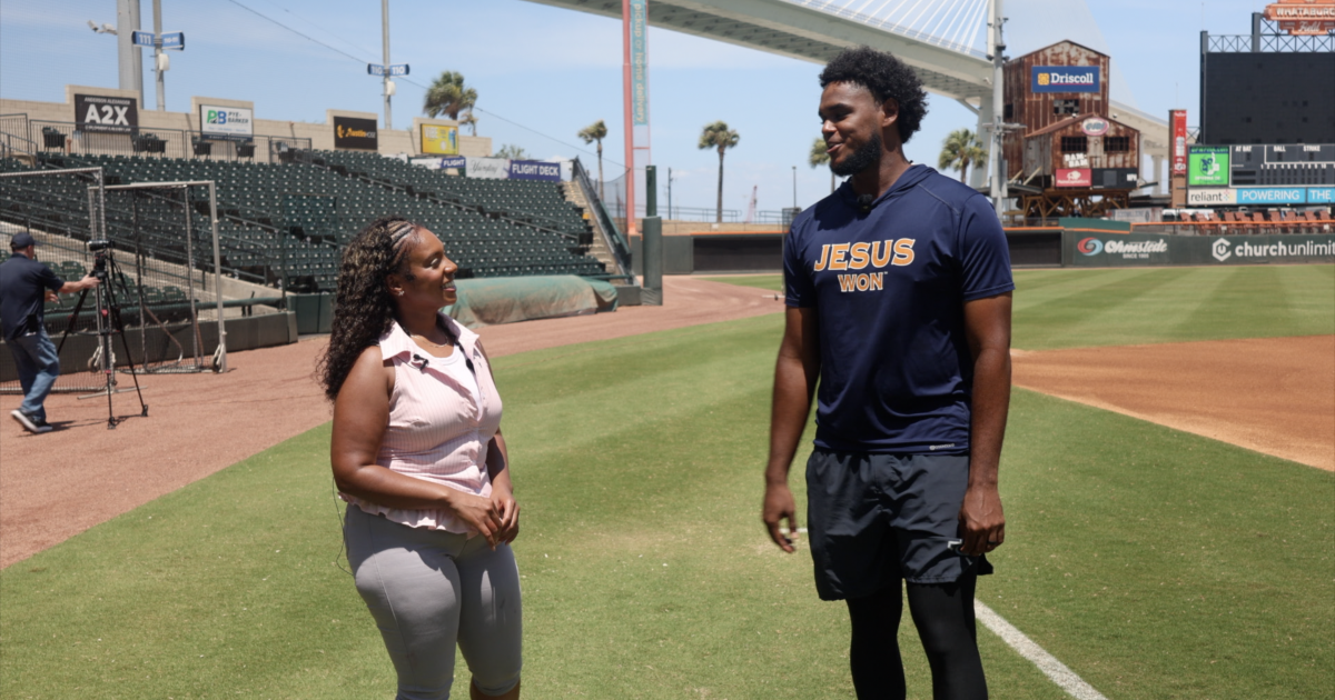 CC Hooks pitcher Railin Perez pursues his Major League Baseball dream CC Hooks pitcher Railin Perez pursues his Major League Baseball dream
