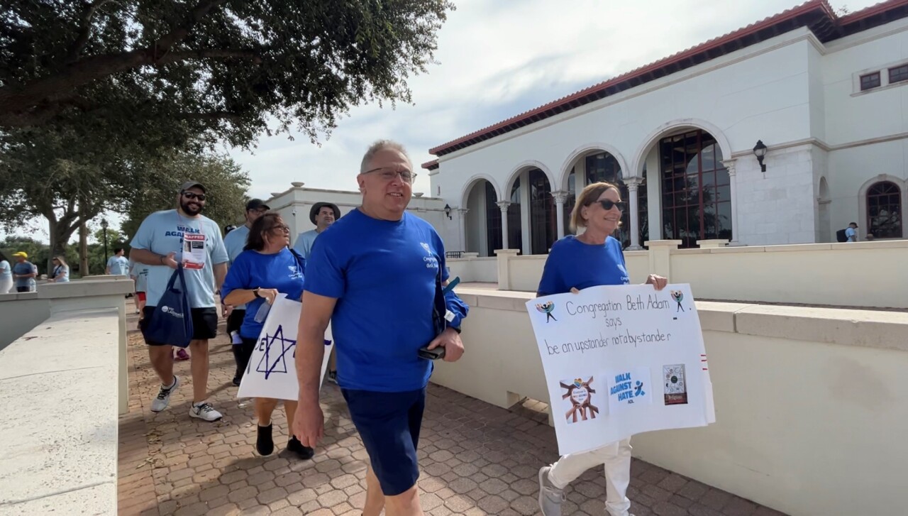 People walk in Boca Raton against antisemitism. Oct. 22, 2023.jpg