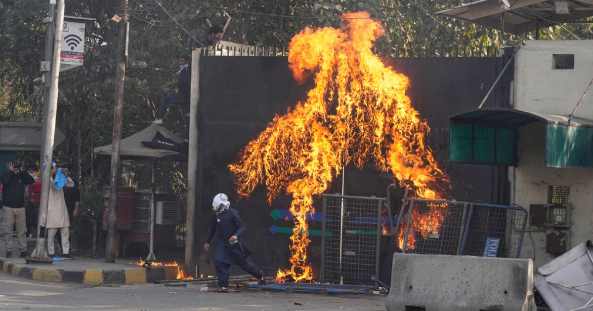 At least 22 people killed in Pakistan as protesters try to storm US Consulate