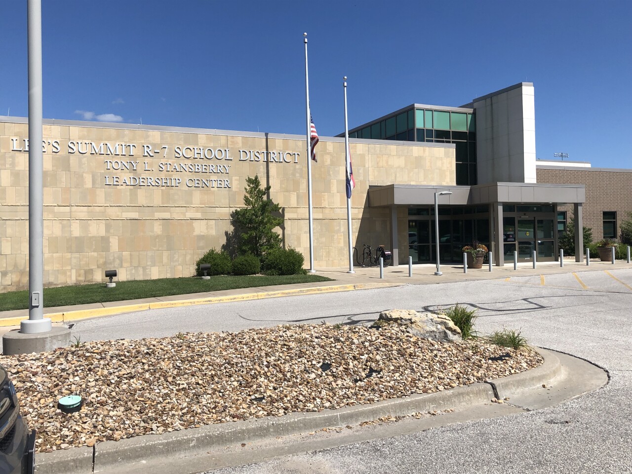 Lee's Summit School District headquarters