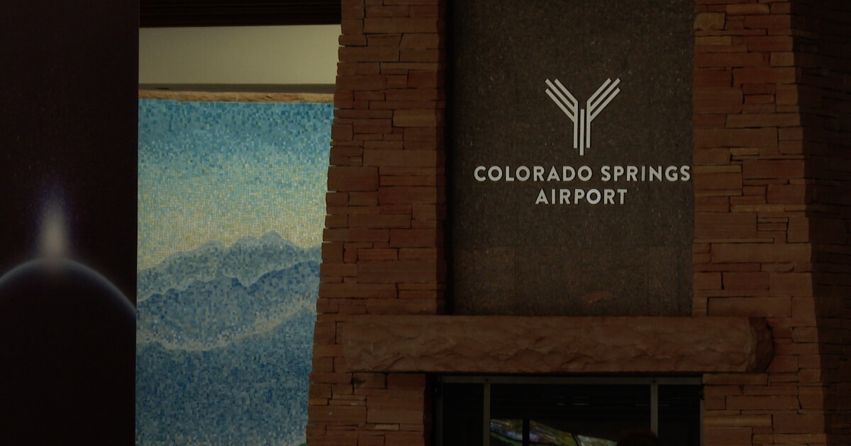 Nonstop flights from Colorado Springs to Los Angeles return in May - Vimarsana News