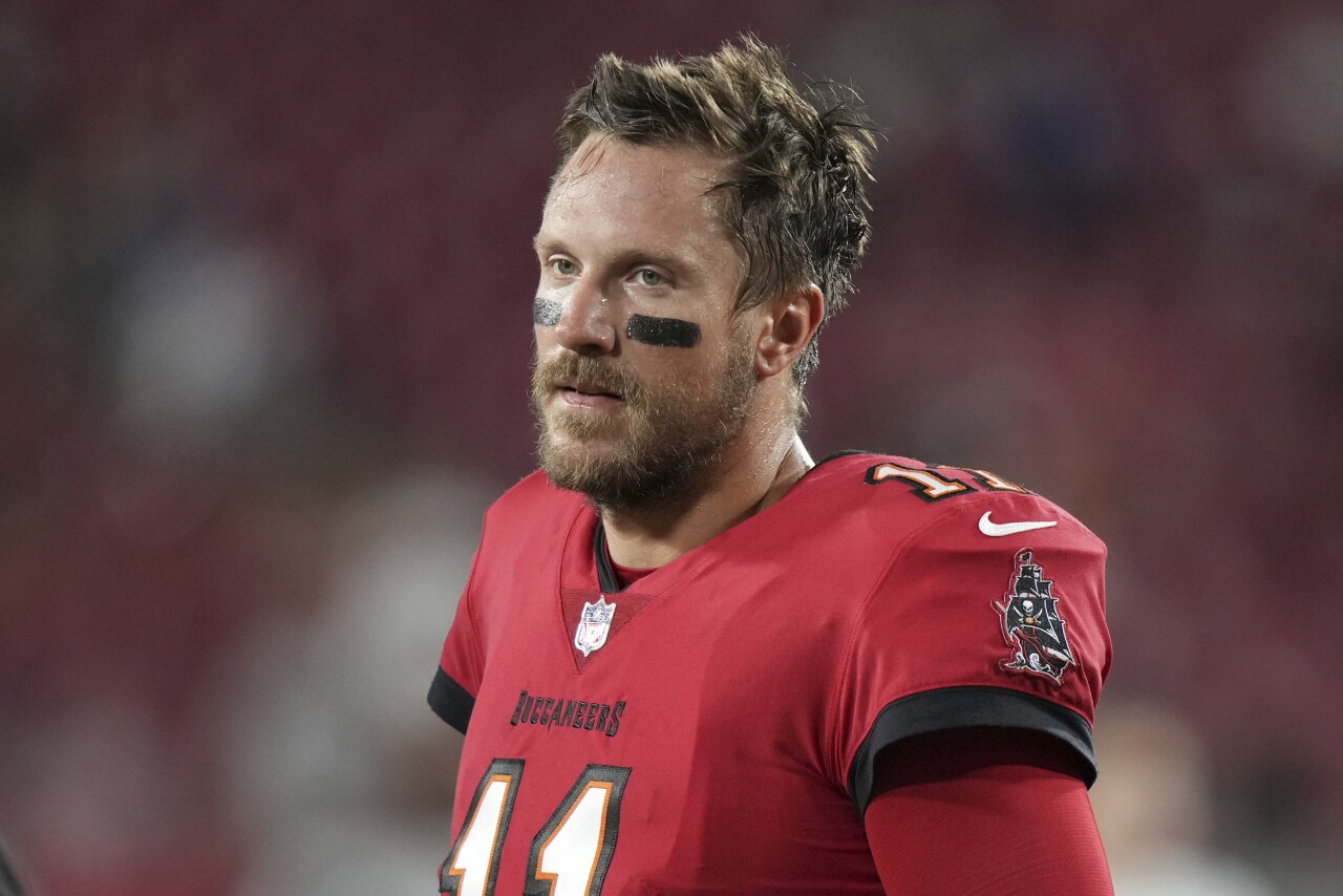 Tampa Bay Buccaneers backup QB Blaine Gabbert before game vs. Baltimore Ravens, Oct. 27, 2022