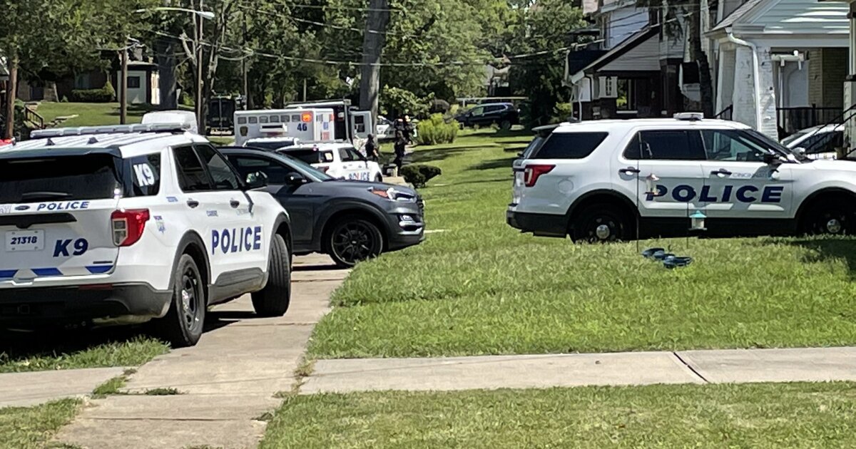 Cpd Man Shot Woman Barricaded Himself In Kennedy Heights Swat Called To Home Cincinnati 2022