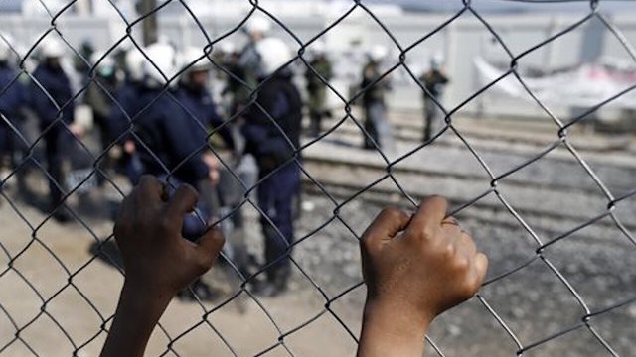 French police evacuate migrant camp
