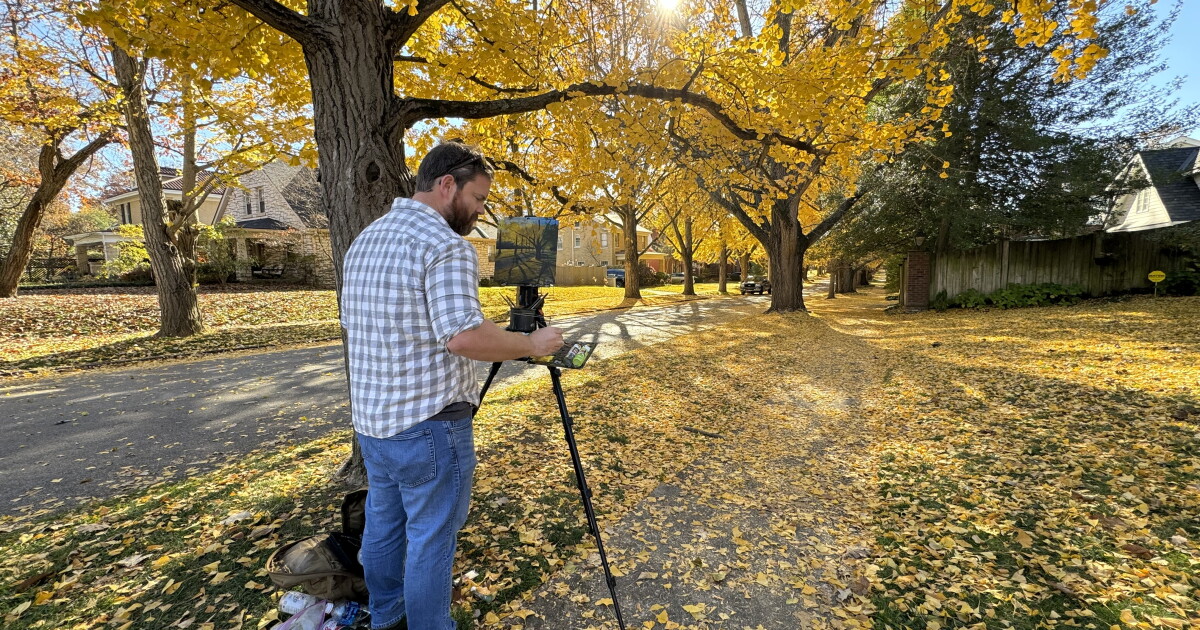 Fall colors putting on big show in Lexington neighborhood - Vimarsana News